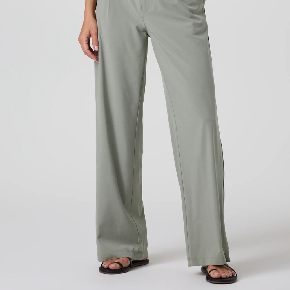 Vuori Villa Trouser Large/Short - NWT